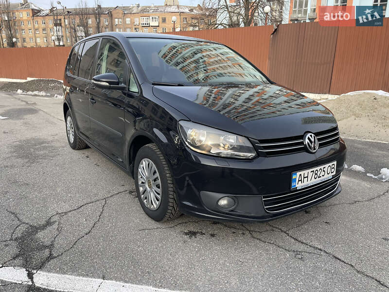 Минивэн Volkswagen Touran 2014 в Одессе