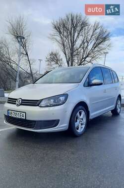 Минивэн Volkswagen Touran 2011 в Виннице