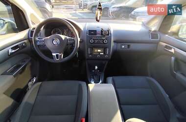 Минивэн Volkswagen Touran 2011 в Харькове