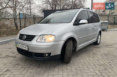 Мінівен Volkswagen Touran 2006 в Дніпрі