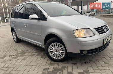 Мінівен Volkswagen Touran 2006 в Дніпрі