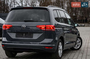 Микровэн Volkswagen Touran 2020 в 