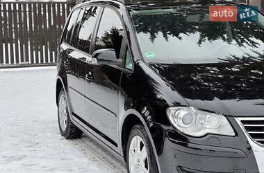 Мінівен Volkswagen Touran 2009 в Старокостянтинові