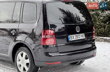 Мінівен Volkswagen Touran 2009 в Старокостянтинові