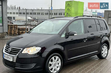 Минивэн Volkswagen Touran 2008 в Виннице