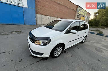 Volkswagen Touran 2012