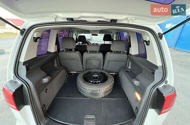 Мінівен Volkswagen Touran 2012 в Лохвиці