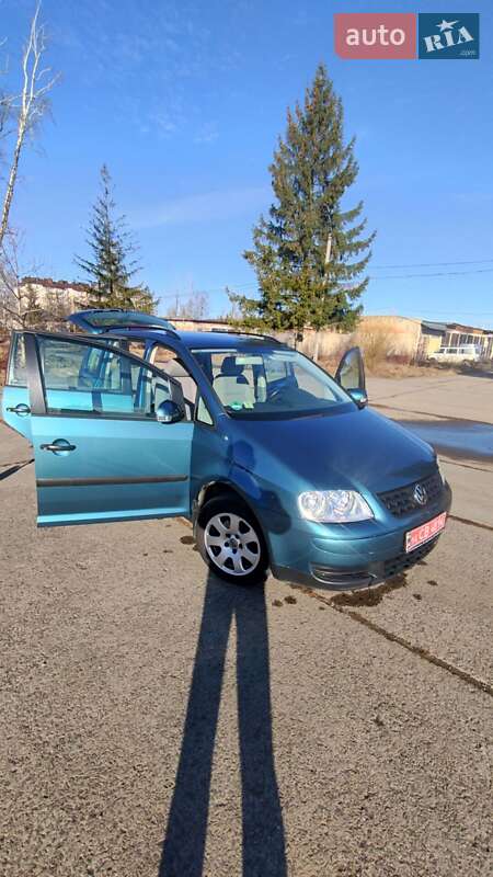 Мінівен Volkswagen Touran 2003 в Надвірній