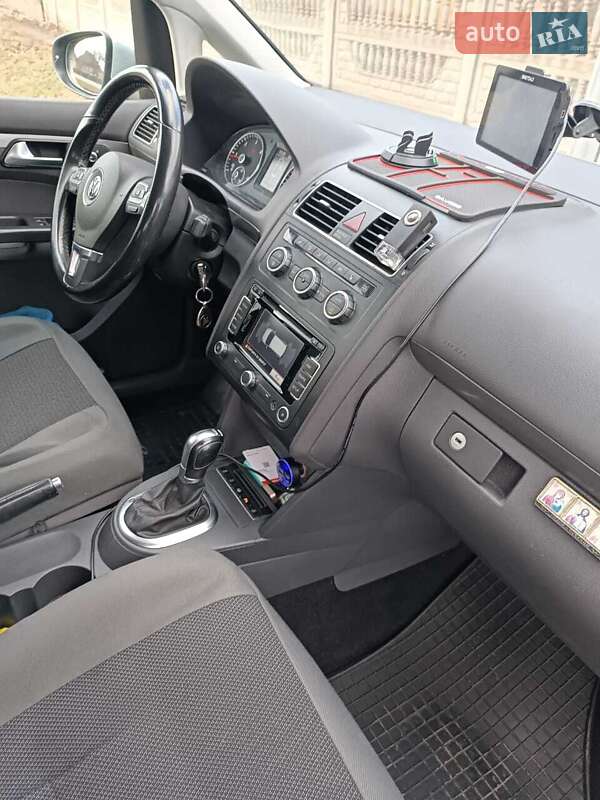 Минивэн Volkswagen Touran 2013 в Новомиргороде