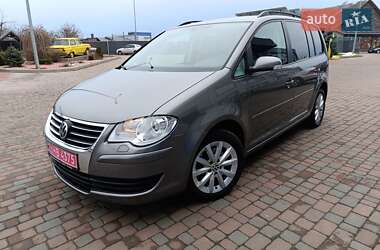 Мінівен Volkswagen Touran 2008 в Сарнах