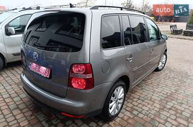 Мінівен Volkswagen Touran 2008 в Сарнах