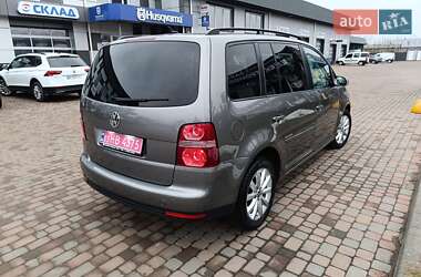 Мінівен Volkswagen Touran 2008 в Сарнах