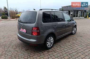 Мінівен Volkswagen Touran 2008 в Сарнах