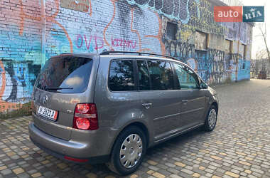 Мінівен Volkswagen Touran 2008 в Луцьку