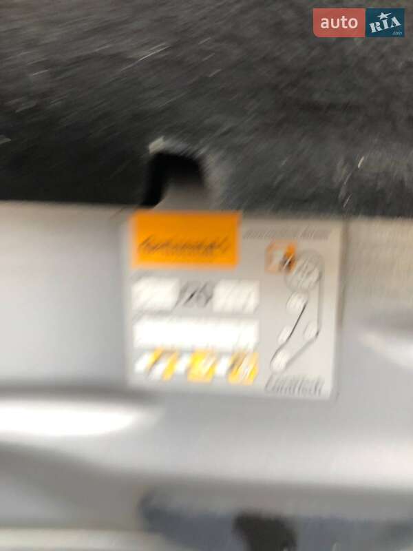 Минивэн Volkswagen Touran 2012 в Харькове фото 8 Минивэн Volkswagen Touran 2012 в Харькове