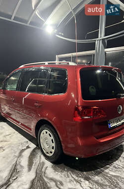 Мінівен Volkswagen Touran 2014 в Хмельницькому