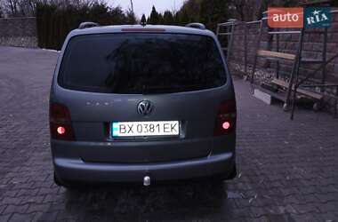 Минивэн Volkswagen Touran 2004 в 