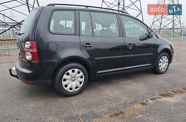 Минивэн Volkswagen Touran 2007 в Харькове