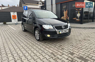 Мінівен Volkswagen Touran 2008 в Старокостянтинові