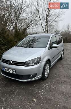 Volkswagen Touran 2012 Volkswagen Touran 2012