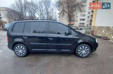 Мінівен Volkswagen Touran 2004 в Кропивницькому