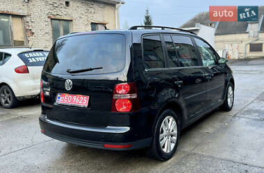 Минивэн Volkswagen Touran 2009 в Ровно