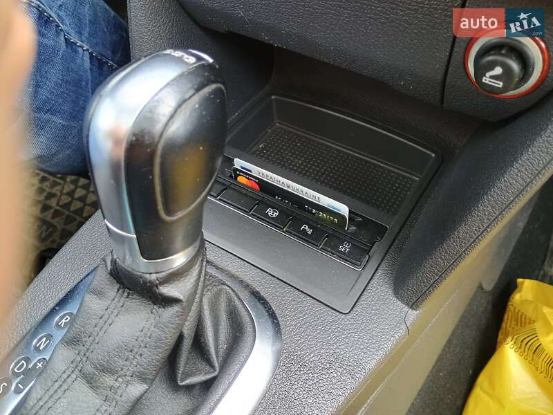 Мінівен Volkswagen Touran 2013 в Полтаві фото 14 Мінівен Volkswagen Touran 2013 в Полтаві