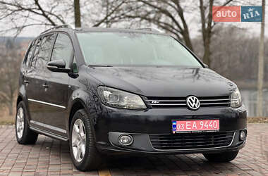 Volkswagen Touran 2011