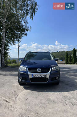 Мінівен Volkswagen Touran 2007 в Києві