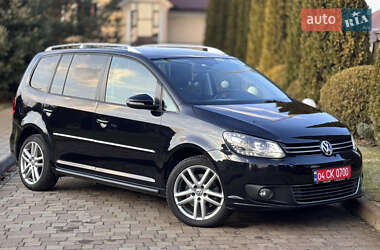 Мінівен Volkswagen Touran 2011 в Сарнах