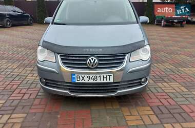 Мінівен Volkswagen Touran 2007 в Києві