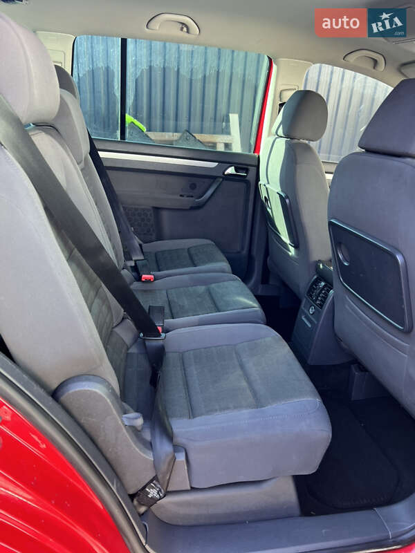 Мінівен Volkswagen Touran 2006 в Самборі