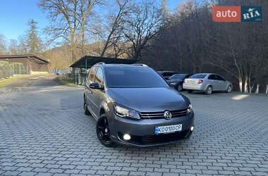 Мінівен Volkswagen Touran 2013 в Сваляві