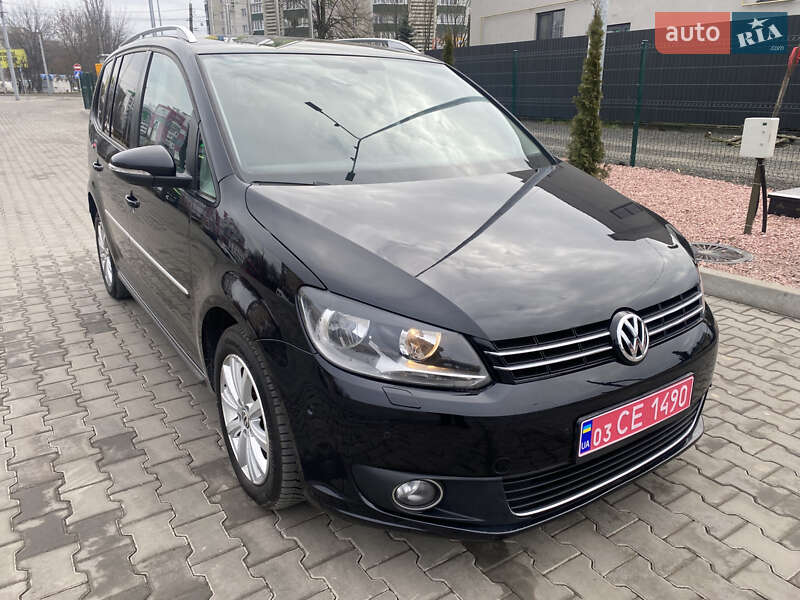 Мінівен Volkswagen Touran 2013 в Луцьку