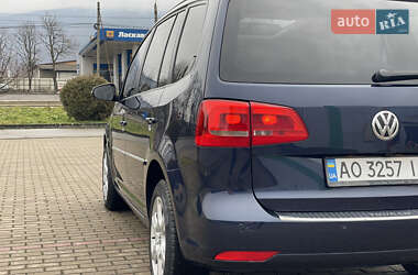 Минивэн Volkswagen Touran 2010 в Виноградове