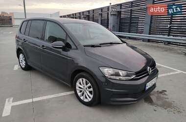 Мікровен Volkswagen Touran 2016 в Києві