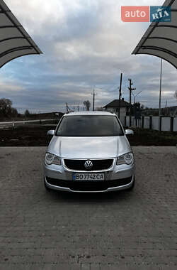 Минивэн Volkswagen Touran 2007 в Тернополе