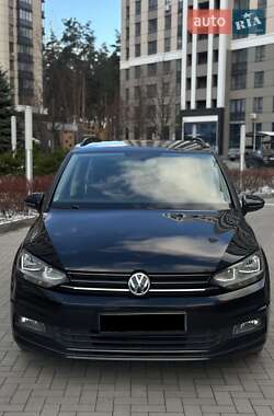 Микровэн Volkswagen Touran 2016 в 