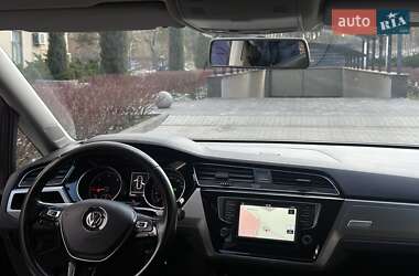 Микровэн Volkswagen Touran 2016 в 