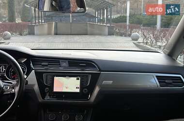Микровэн Volkswagen Touran 2016 в 