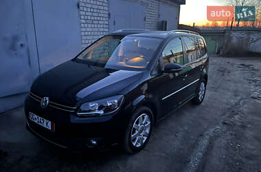 Мінівен Volkswagen Touran 2014 в Вараші