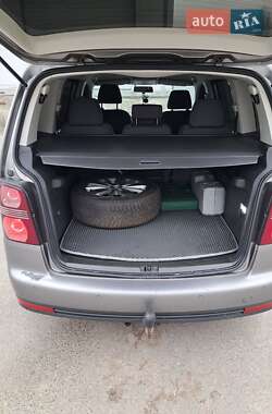 Минивэн Volkswagen Touran 2009 в 