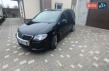 Минивэн Volkswagen Touran 2007 в Чернигове