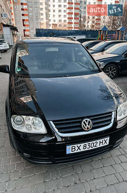 Мінівен Volkswagen Touran 2006 в Хмельницькому