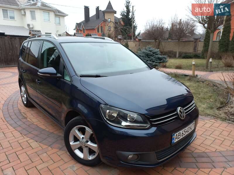 Мінівен Volkswagen Touran 2011 в Вінниці