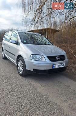 Мінівен Volkswagen Touran 2004 в Жмеринці