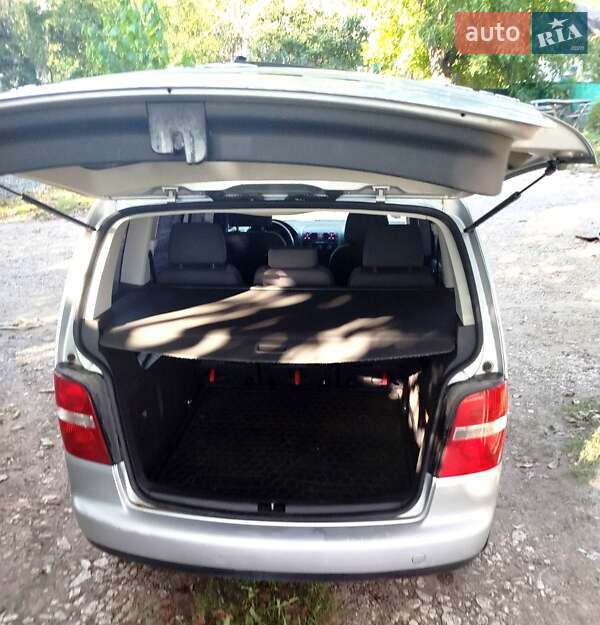 Мінівен Volkswagen Touran 2003 в Вашківцях