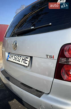 Минивэн Volkswagen Touran 2008 в Житомире