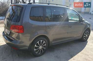 Минивэн Volkswagen Touran 2013 в Каменском