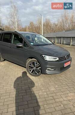 Микровэн Volkswagen Touran 2020 в Львове